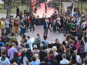 Con la glorieta y fuente recuperadas, un sector deportivo para básquet y fútbol y nuevos juegos, Passerini inauguró la puesta en valor de la plaza Rafael Núñez
