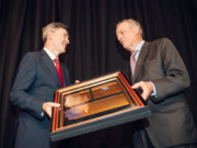 Passerini reconoció la trayectoria de la Bolsa de Comercio en la inauguración de su nueva sede