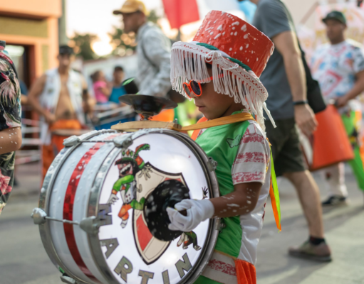 Abre convocatoria para Carnavales Barriales 2025
