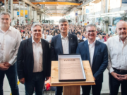 Passerini y Llaryora participaron de la celebración de IVECO por su 55° Aniversario