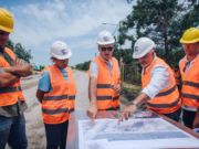 Passerini supervisó la obra de pavimentación en el Complejo Ambiental Piedras Blancas