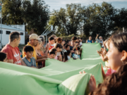 Centros de Encuentro Barrial: abren las inscripciones con clases gratuitas de violín, guitarra, danza, canto, programación, bordado y mucho más