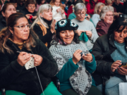 ¡A tejer cuadraditos con amor! Córdoba se prepara para la jornada solidaria “Un Abrigo al Corazón”