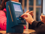 Los CPC Monseñor, San Vicente y Centro América abrirán en horario extendido para entregar la tarjeta SUBE