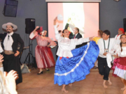 Huella Mistiana, entre volcanes, poesía, música y pinceles: una jornada cultural para conocer la ciudad peruana de Arequipa