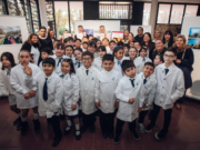 Aprendieron fotografía, retrataron la ciudad y ahora exponen sus imágenes en el Palacio 6 de julio