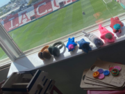 La Municipalidad entregó sordinas y elementos de descarga para el palco sensorialmente amable del club Instituto