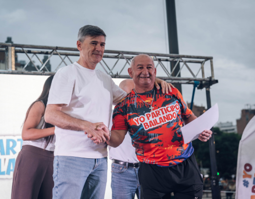 La Plaza de la Intendencia se llenó de ritmo en el cierre anual de Yo Participo Bailando