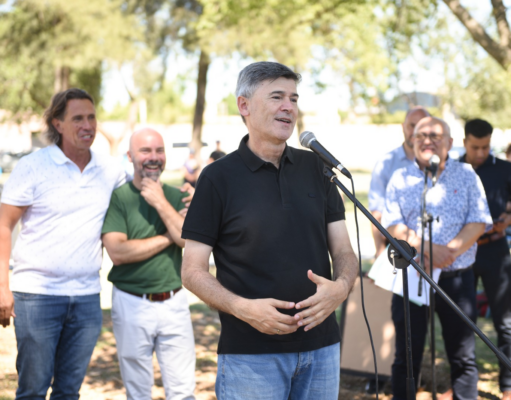 Gracias a la participación de los vecinos y vecinas, la Plaza Dante Alighieri luce totalmente renovada