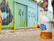 Los CPC, Centros Verdes y CTR de la ciudad reciben aceite para ser recuperado