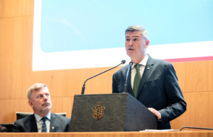 Passerini: “La ciudad pide orden y seremos implacables con el cumplimiento de las normas”